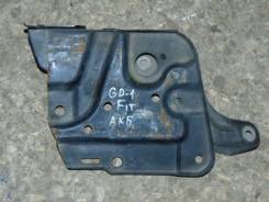 Кожух аккумулятора. Honda Fit, GD1 Двигатель L13A