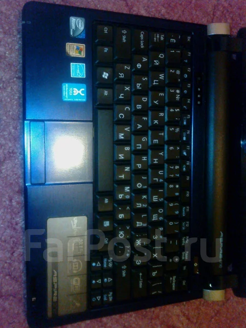 Acer Aspire One D250-0BK. 60����, ��� 256 �� � ������, ���� 139���, WiFi: 1, Bluetooth: 1, ����������� �� 34��. ����