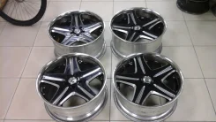Crimson. 8.5/9.5x19", 114.3x5, ET35/35, �� 73,0���. ����