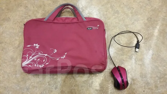 Asus Eee PC X101CH. 1,6����, ��� 1024 ��, ���� 160���, WiFi: 1, Bluetooth: 1, ����������� �� 7��. ����