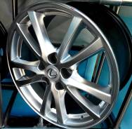 Lexus. 8.0x17, 5x114.30, ET45, ЦО 60,1 мм.