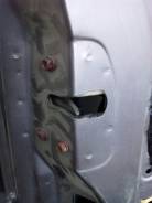 Замок сдвижной двери. Toyota Lite Ace, CR31, CR31G