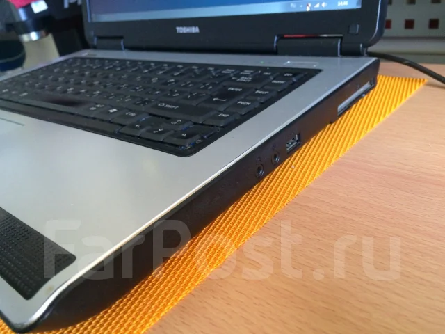 Toshiba Satellite L40-14G. 1,7����, ��� 2048 ��, ���� 120���, WiFi: 1 ����