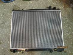 Радиатор охлаждения двигателя. Nissan Elgrand, AVE50, AVWE50 Двигатель QD32ETI