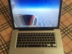 Apple MacBook Pro 15. 2,2����, ��� 4 ��, ���� 500���, WiFi, Bluetooth, ����������� �� 10��.