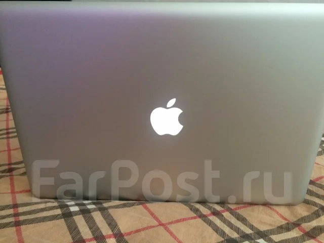 Apple MacBook Pro 15. 2,2����, ��� 4 ��, ���� 500���, WiFi: 1, Bluetooth: 1, ����������� �� 10��. ����