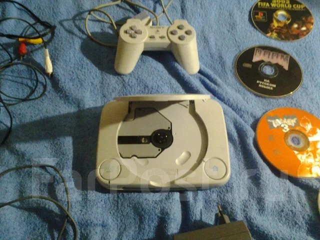 Sony PlayStation One ����
