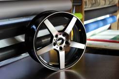 Vossen. 7.0x18, 5x114.30, ET40. Под заказ
