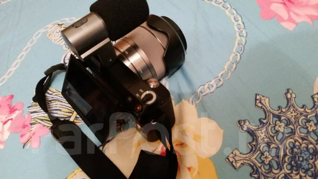 Sony Alpha NEX-F3 Kit. 15 - 19.9 ��, ���: 14� � ����� ����