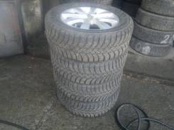 Bridgestone Ice Cruiser 7000. Зимние, шипованные, 2014 год, без износа, 4 шт