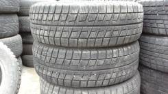 Bridgestone Blizzak Revo2. Зимние, без шипов, 2012 год, износ: 5%, 2 шт