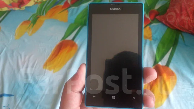 Nokia Lumia 520 ����