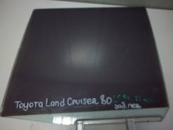 Стекло боковое. Toyota Land Cruiser