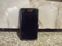 Lenovo S650. �����
