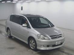 Задняя часть автомобиля. Toyota Ipsum