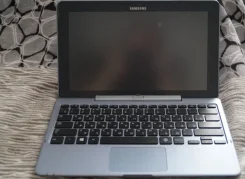 Samsung ATIV Smart PC. ��� 2048 ��, ���� 64���, WiFi, Bluetooth, ����������� �� 10��. ����