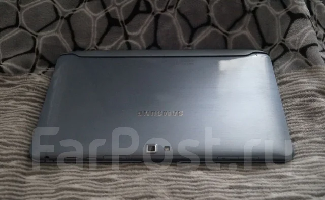 Samsung ATIV Smart PC. ��� 2048 ��, ���� 64���, WiFi: 1, Bluetooth: 1, ����������� �� 10��. ����