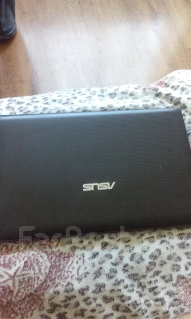 Asus K53E. 2,3����, ��� 4 ��, ���� 450���, WiFi: 1, Bluetooth: 1, ����������� �� 4��. ����