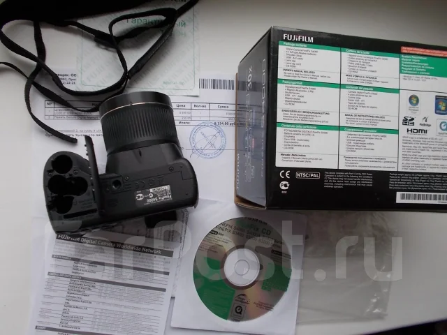 Fujifilm FinePix S4000. 10 - 14.9 ��, ���: 14� � ����� ����