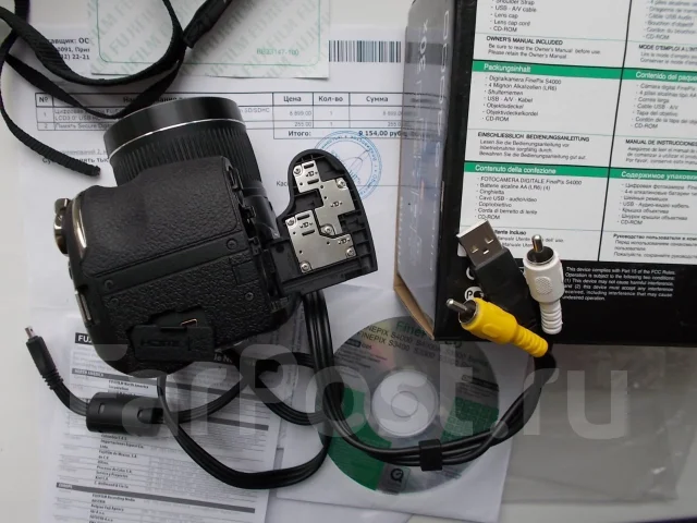 Fujifilm FinePix S4000. 10 - 14.9 ��, ���: 14� � ����� ����