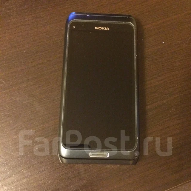 Nokia E7. �/� ����