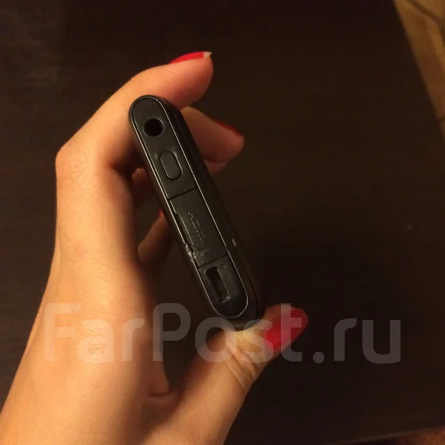 Nokia E7. �/� ����