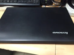 Lenovo G700. 2,4����, ��� 4 ��, ���� 500���, WiFi, ����������� �� 5��. ����