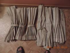 Продам родные шторки на ниссан караван 1995г-1997г на все окна