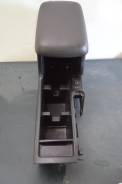 Подлокотник. Subaru Forester, SH5, SHJ, SH9, SHM, SH, SH9L