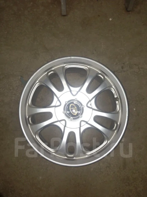 Rial DH. 7.0x16", 5x110, ET38 ����