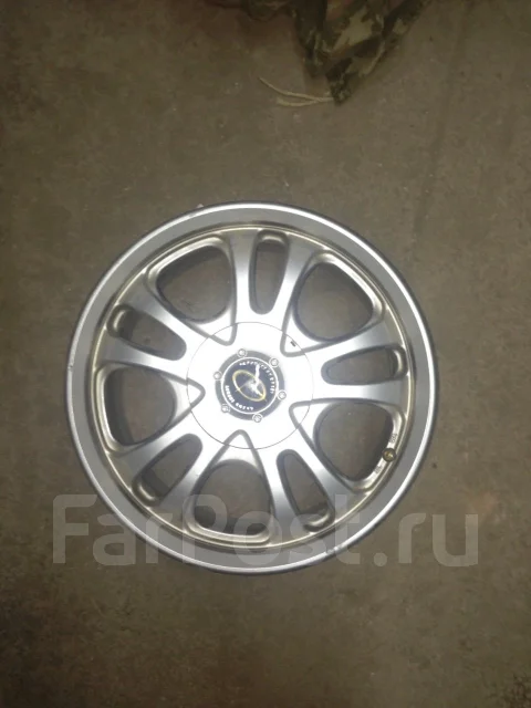 Rial DH. 7.0x16", 5x110, ET38 ����