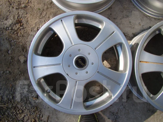 Top True. 6.5x16", 5x100, 5x114.3, ET35 ����