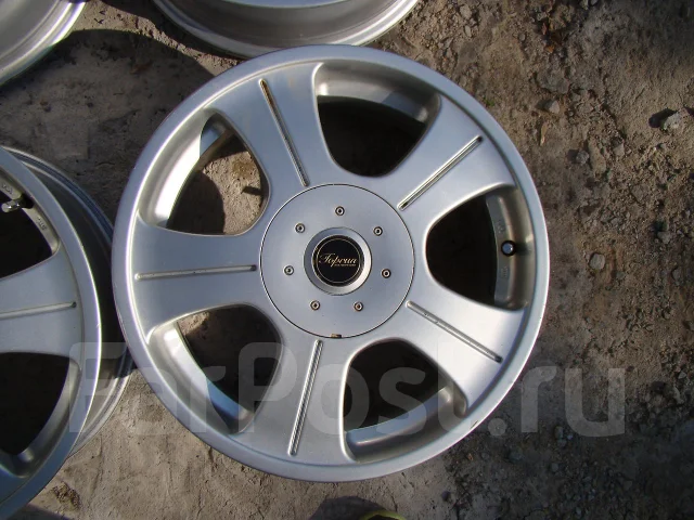 Top True. 6.5x16", 5x100, 5x114.3, ET35 ����