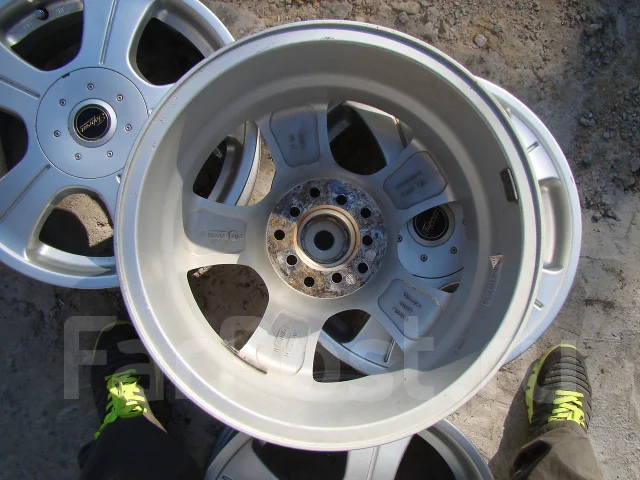 Top True. 6.5x16", 5x100, 5x114.3, ET35 ����