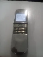 Nokia 8800 ����
