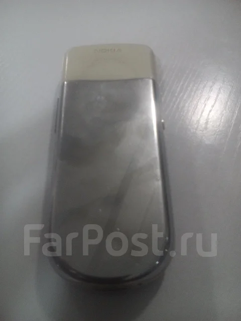 Nokia 8800 ����