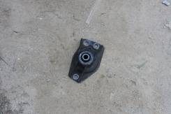 Подушка моста. Toyota Hiace, KZH138V, LH107G, LH95, LH51, TRH112K, KZH106W, RZH100G, YH80, LH71B, KZH132V, LH123V, LH71, TRH102V, YH51V, LH107W, KZH10...