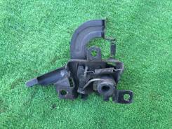 Замок капота. Subaru Legacy, BE5, BH9, BH5, BES, BHC, BE9, BEE, BHE Двигатели: EJ254, EJ204, EJ202, EJ201, EJ208, EZ30D, EJ206