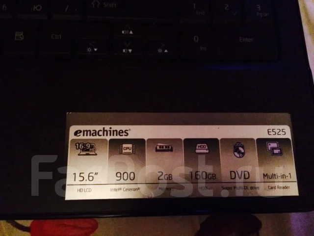 eMachines E525. 2,2����, ��� 2048 ��, ���� 160���, WiFi: 1, ����������� �� 3��. ����
