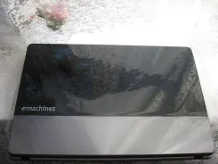 eMachines E440. 15.6" ����