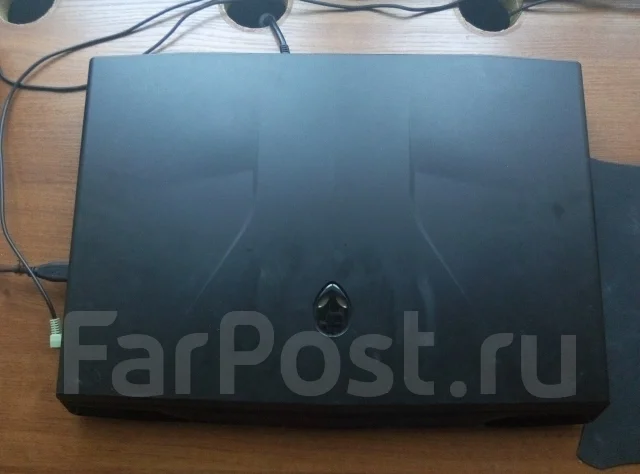 Alienware M17x R4. 2,7����, ��� 8 ��, ���� 700���, WiFi: 1, Bluetooth: 1 ����