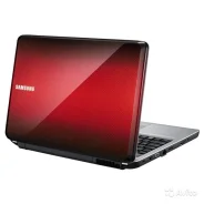 Samsung R530. 1,9����, ��� 2048 ��, ���� 250���, WiFi, ����������� �� 4��.