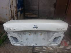 Крышка багажника. Nissan Fuga