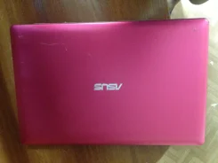 Asus X201E-KX024H. 5,0����, ��� 2048 ��, ���� 320���, WiFi, Bluetooth