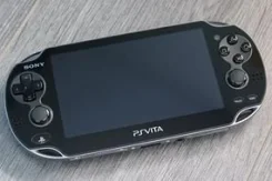 Sony PlayStation Vita ����