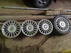 Ferrari. x15", 5x100 ����