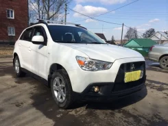 Mitsubishi ASX ����