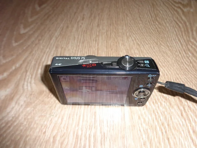 Canon Digital IXUS 75. 7 - 7.9 ��, ���: 3� ����
