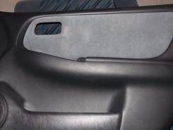 Обшивка двери. Nissan Bluebird, EU14