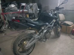 Aprilia Shiver 750. 750����. ��., ��� ���, � �������� ����